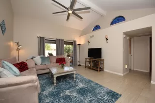 Photo #5: 6148331 Listing