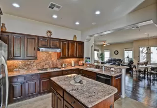 Photo #6: 6148404 Listing