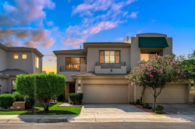 MLS: 6148489 Condo For Sale