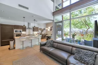 Photo #3: 6148899 Listing 