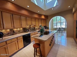 Photo #1: 6148976 Listing