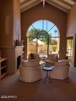 Photo #5: 6148976 Listing