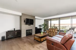 Photo #4: 6148985 Listing