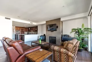 Photo #5: 6148985 Listing