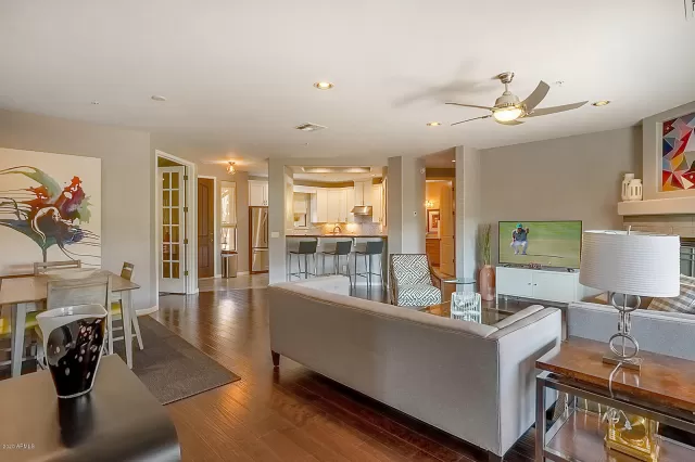 MLS: 6149087 Condo For Sale