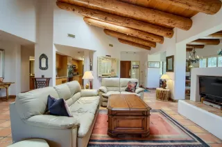Photo #4: 6149465 Listing