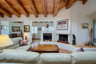 Photo #5: 6149465 Listing