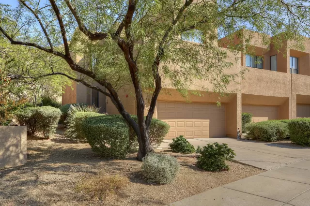 MLS: 6149688 Condo For Sale