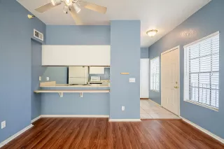 Photo #2: 6150212 Listing