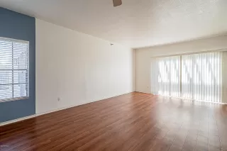 Photo #3: 6150212 Listing