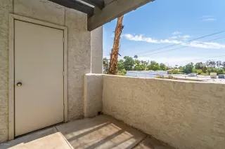 Photo #4: 6150212 Listing