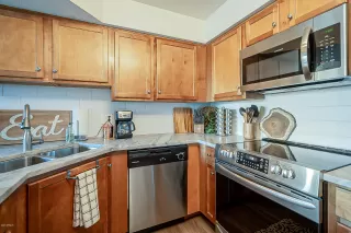 Photo #1: 6150221 Listing