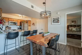 Photo #3: 6150221 Listing