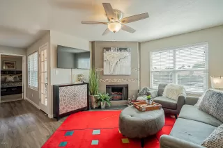 Photo #6: 6150221 Listing