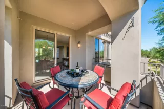 Photo #5: 6150387 Listing