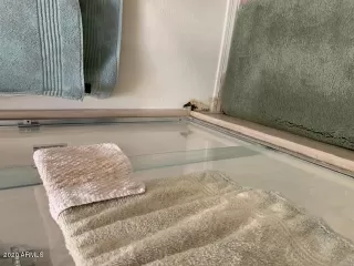 Photo #4: 6150405 Listing