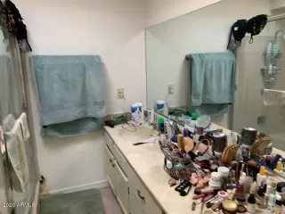 Photo #6: 6150405 Listing