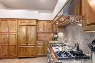 Photo #3: 6150440 Listing