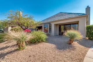 Photo #4: 6150456 Listing