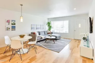 Photo #2: 6150602 Listing