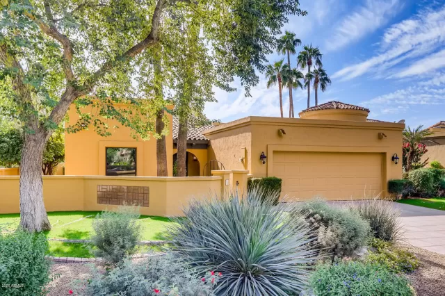 MLS: 6150725 Condo For Sale
