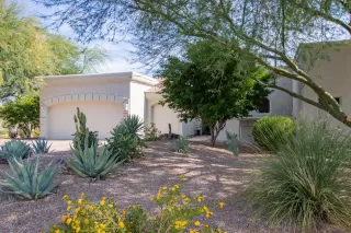 Photo #2: 6150847 Listing