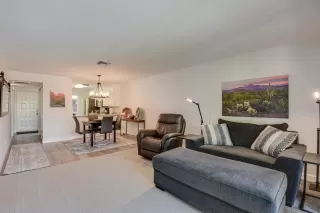 Photo #4: 6150878 Listing 