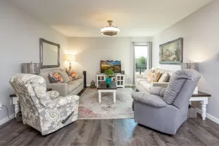 Photo #3: 6151026 Listing