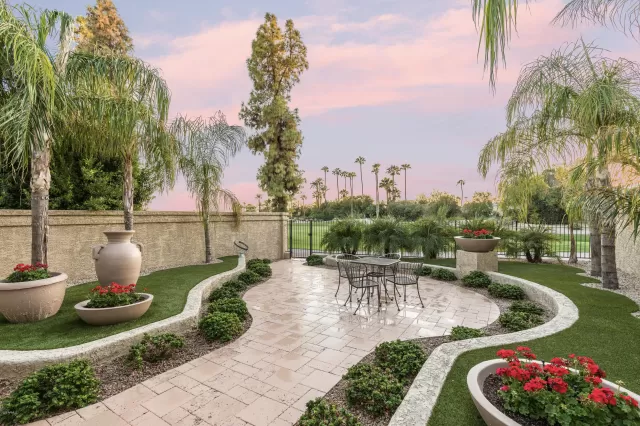 MLS: 6151033 Condo For Sale