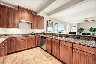 Photo #2: 6151045 Listing