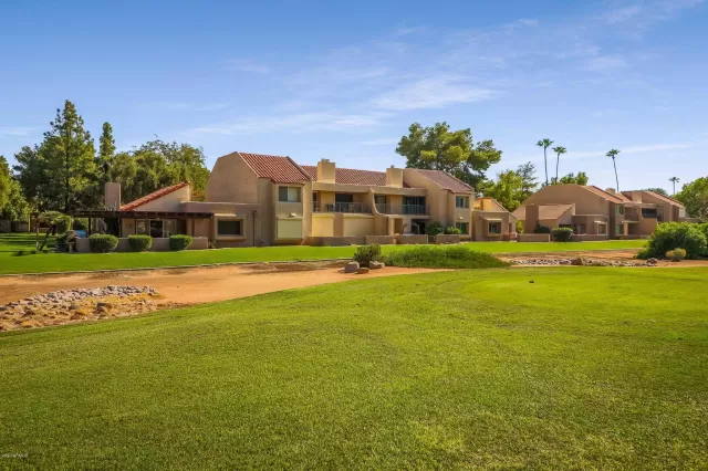 MLS: 6151060 Condo For Sale