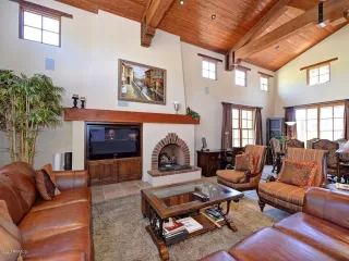 Photo #6: 6151110 Listing