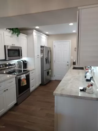 Photo #5: 6151146 Listing