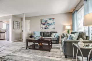 Photo #2: 6151401 Listing