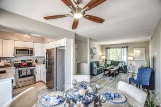 Photo #3: 6151401 Listing