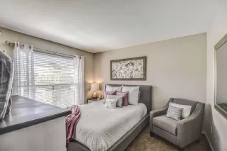 Photo #6: 6151401 Listing