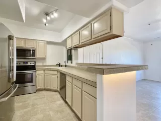 Photo #3: 6151488 Listing