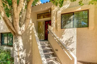 Photo #5: 6151528 Listing