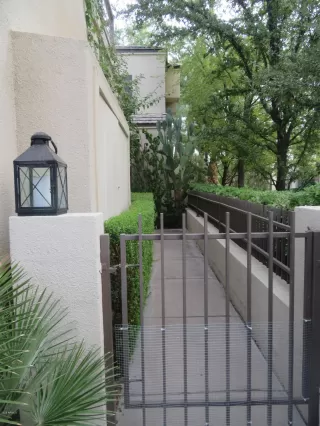 Photo #5: 6151720 Listing