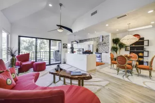 Photo #2: 6151763 Listing