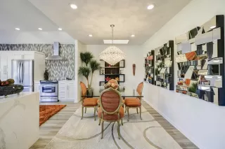 Photo #5: 6151763 Listing