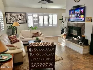 Photo #2: 6151767 Listing