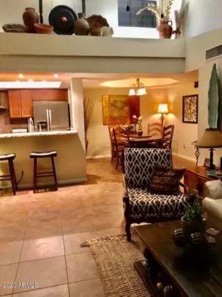 Photo #6: 6151767 Listing
