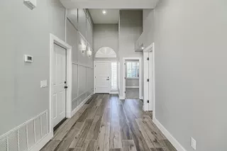 Photo #3: 6152048 Listing