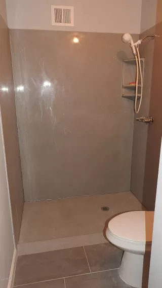 Photo #5: 6152735 Listing