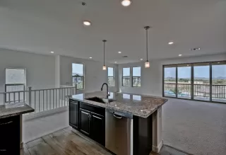 Photo #5: 6152761 Listing