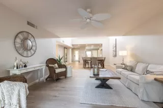 Photo #1: 6152846 Listing