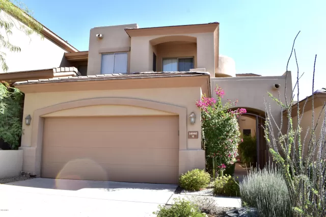MLS: 6153025 Condo For Sale