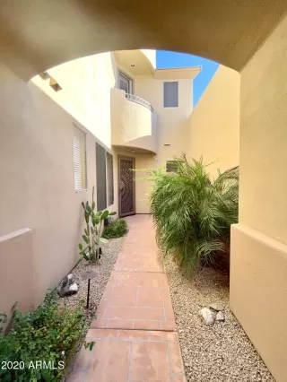 Photo #1: 6153025 Listing 
