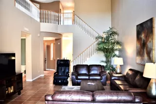 Photo #4: 6153025 Listing 
